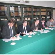 Samkomulag undirritað í dag