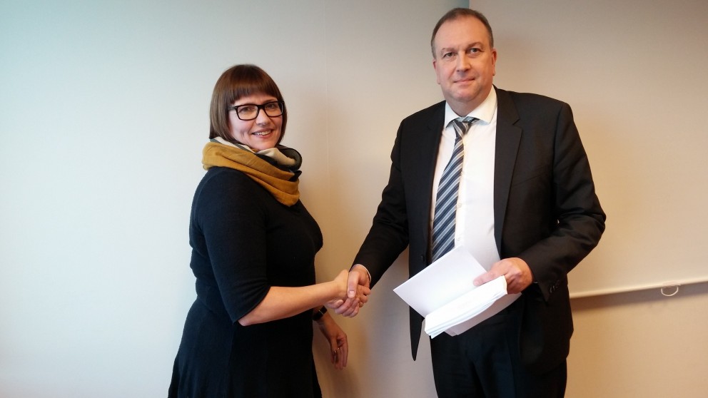 Laufey Elísabet Gissurardóttir, formaður ÞÍ og Atli Atlason formaður samninganefndar Reykjavíkurborg…