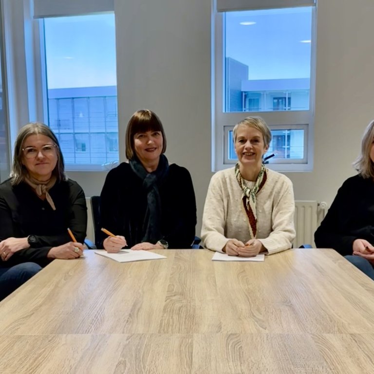 ÞÍ skrifar undir kjarasamning við Samband íslenskra sveitarfélaga